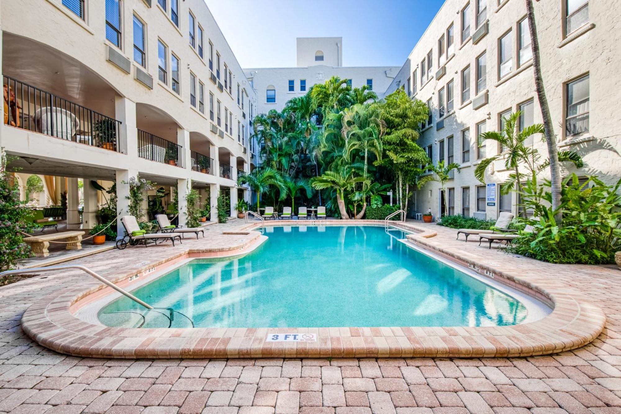 Palm Beach Hotel & Sunrise Cottage 客房 照片